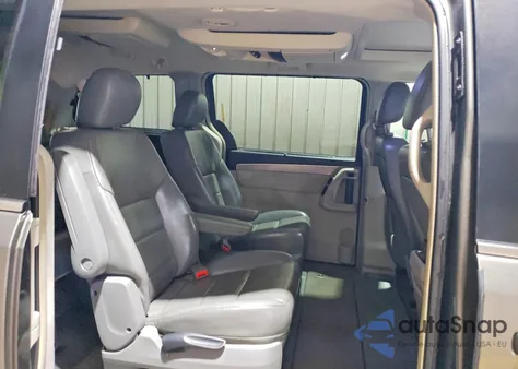 2010 Volkswagen Routan Sel from USA, damaged, VIN 2V4RW5DX6AR236949